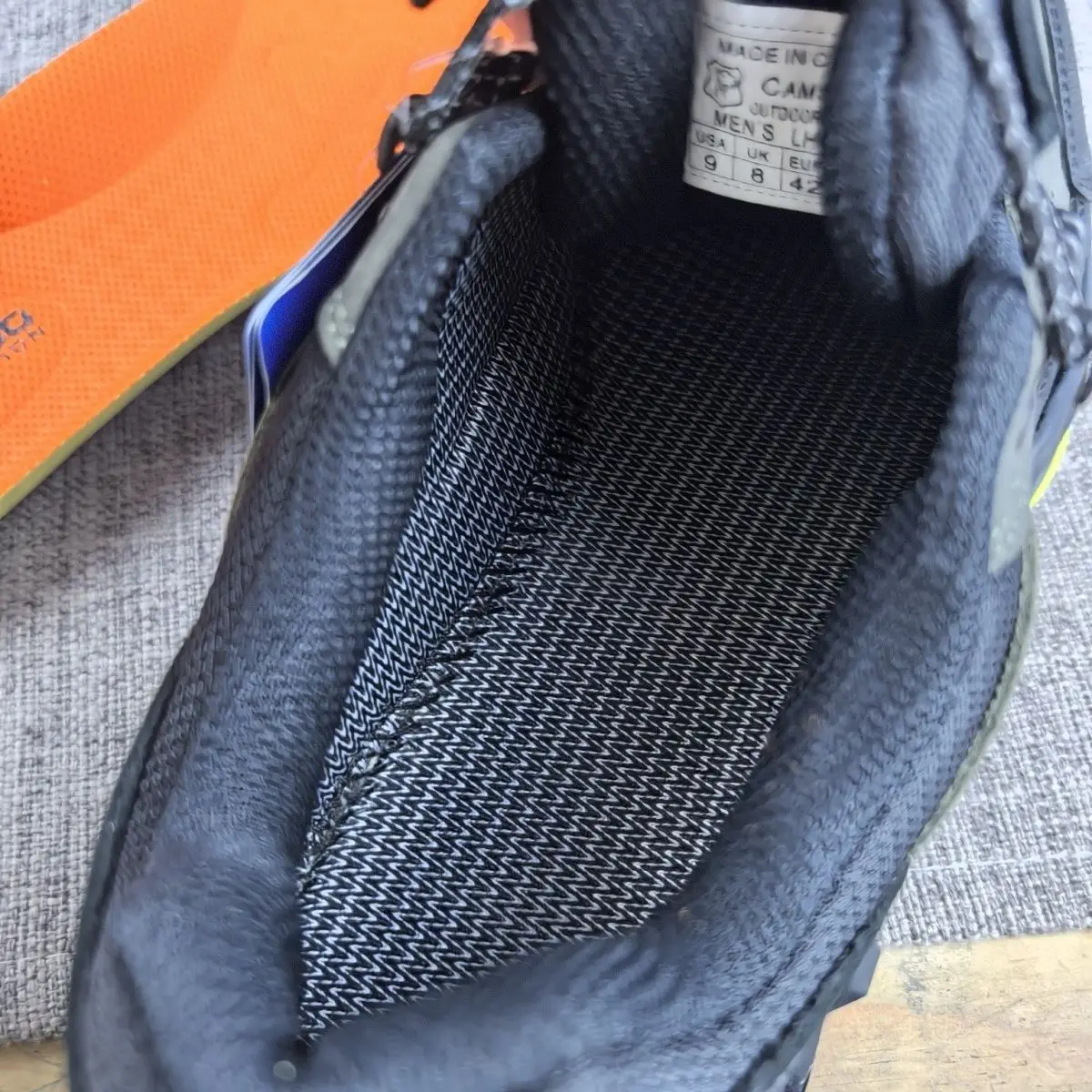 

2025 High Quality Mesh Breathable Sports Running Shoes Luxury Trainers Abrasion-resistant Tennis Shoes Mens Sneakers