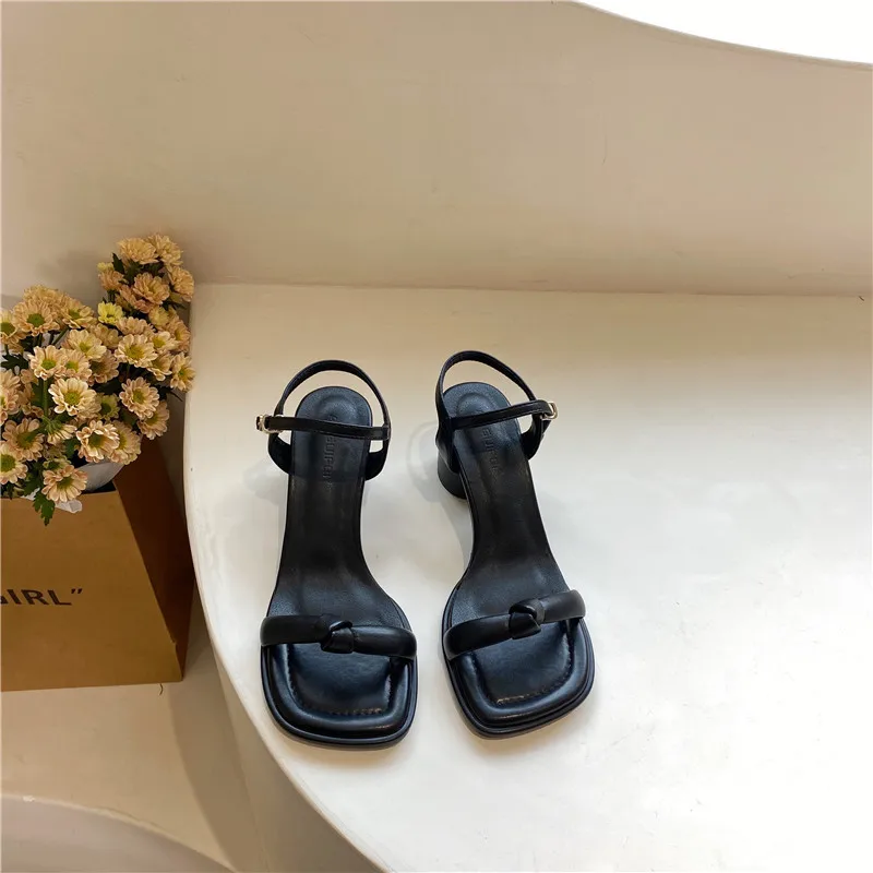 Low Sandals Woman Leather Low-heeled PU Hoof Heels Rome Rubber Fabric Slides Low Sandals Woman Leather Low-heeled Rubber PU Slid