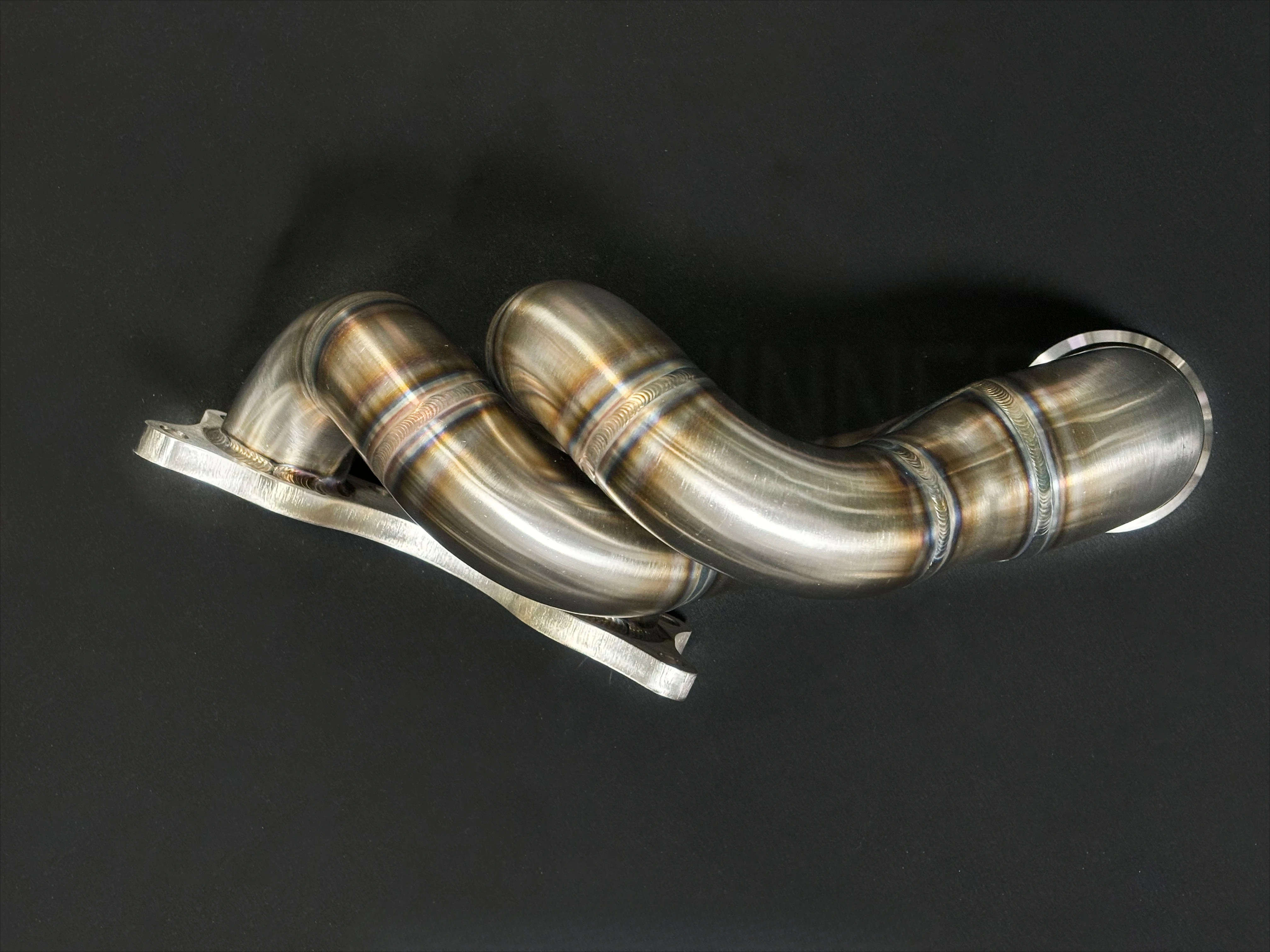 OEMカスタマイズ可能な排気システム 高品質316ステンレス鋼マニホールド タービンインテークヘッダー B58用