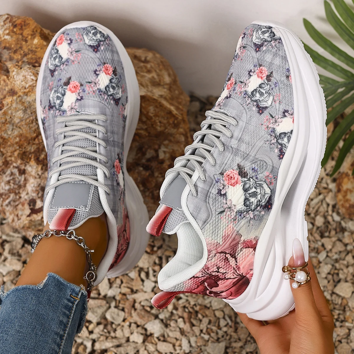 Women's shoes, women's sports shoes 2025 Women's shoes Breathable Halloween dad shoes Women's casual and versatile sports shoe