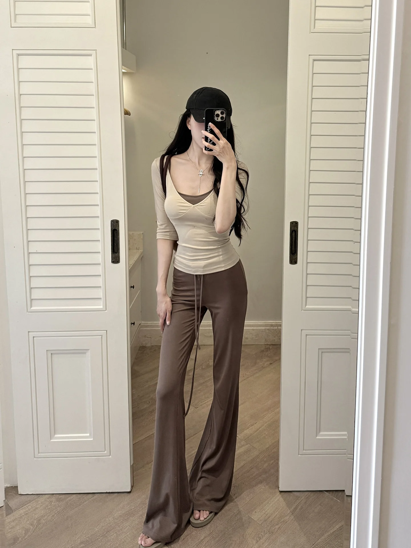 

Chenxi He Early Summer Beautiful Rayon Set Neck Hanging Strap Casual Mid-Sleeve Inner Wear Waist Inward Top Loose Flared Pants