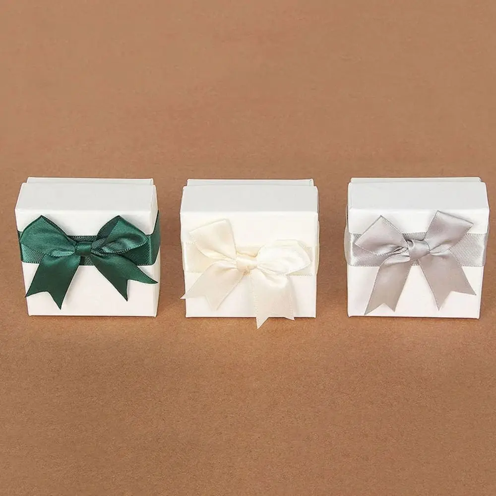 

Fashion 7*7*3.5 cm Gift Box Bow Knot White Keychain Brooch Storage Package Multiple-Use Rings Necklaces Boxes