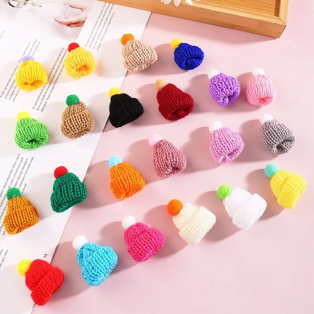 10pcs DIY Mini Knitting Hats Sewing Crafts Knitting Christmas Mini Knitting Doll Hats Ornaments Polyester Mini Wool Hat