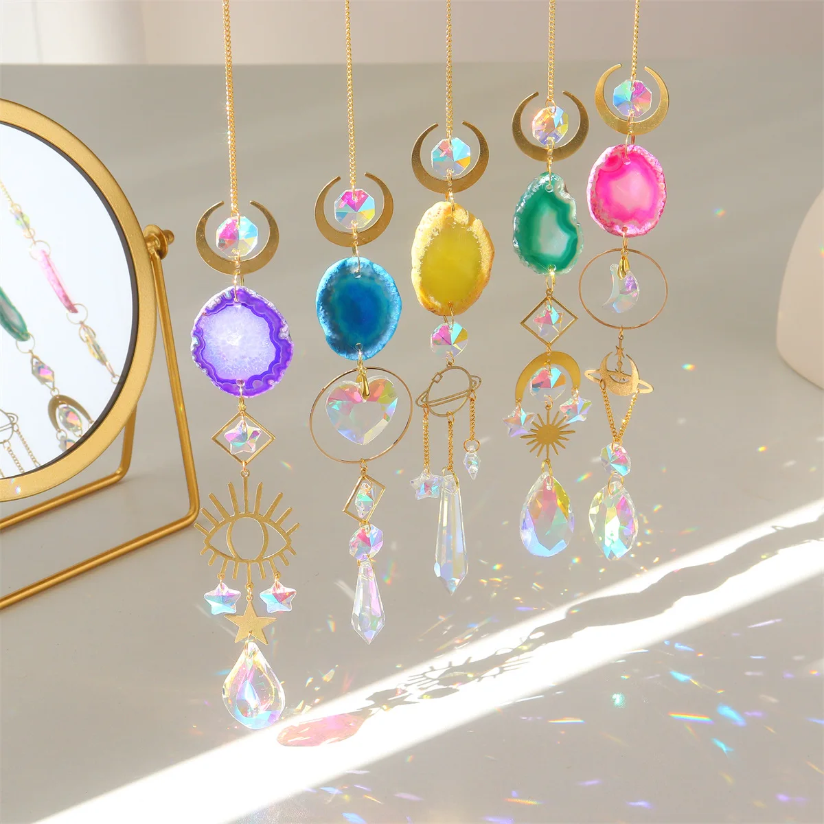 Crystal Suncatcher Wind Chimes Sun Catcher to Hang Rainbow Maker Hanging Glass Prisms Sunlight Catcher Wind Pendants Garden deco