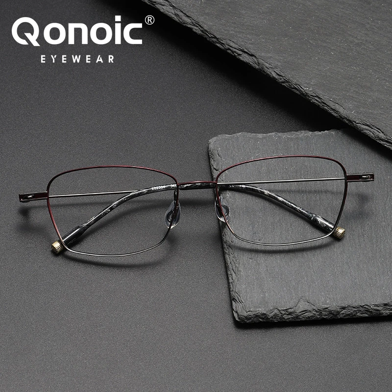 

QONOIC Pure Titanium Rectangle Glasses Frame For Men Classic Vintage Brand Designer Style Eyeglasses AT02304