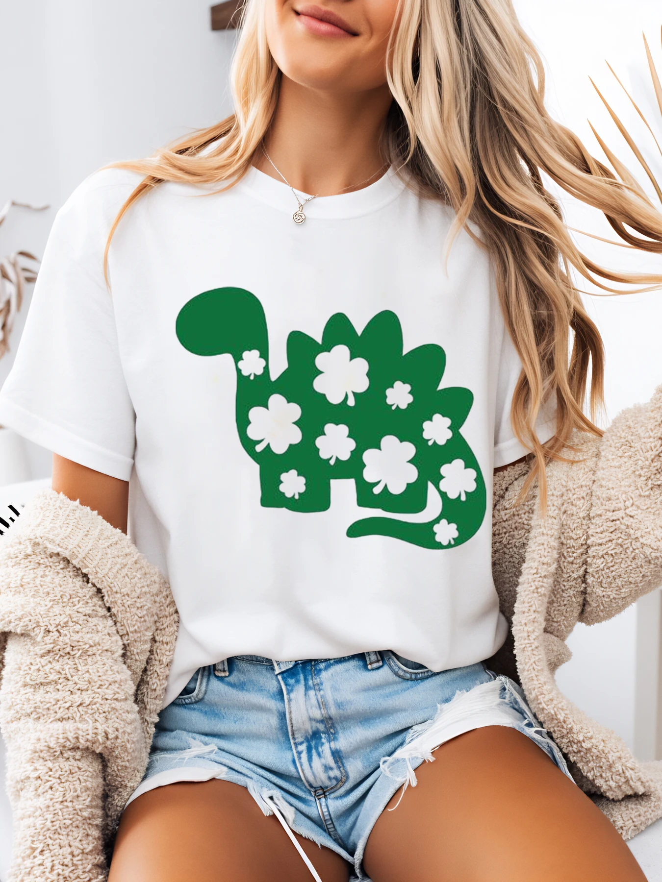 St. Patrick's Day Dinosaur with Shamrock Print T-Shirt Women's Casual Wear for St. Patrick's Day White Plus-Size
