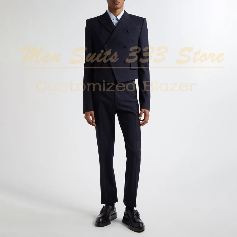 

Темно-синие укороченные мужские костюмы Элегантный двубортный пиковый лацкан Slim Fit 2-х предметная куртка Брюки Полный комплект Мужская одежда по индивидуальному заказу