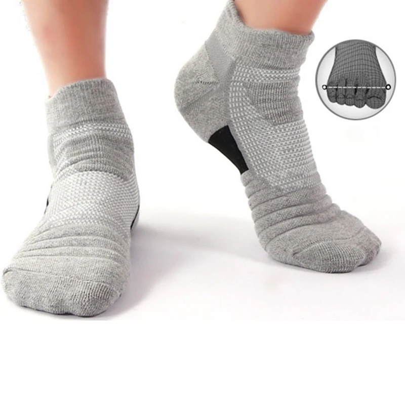 10 Pairs Men High-Quality Knitted Sports Socks Sweat Absorbing Breathable Shock-Absorbing All Season Running Basketball Socks view 4