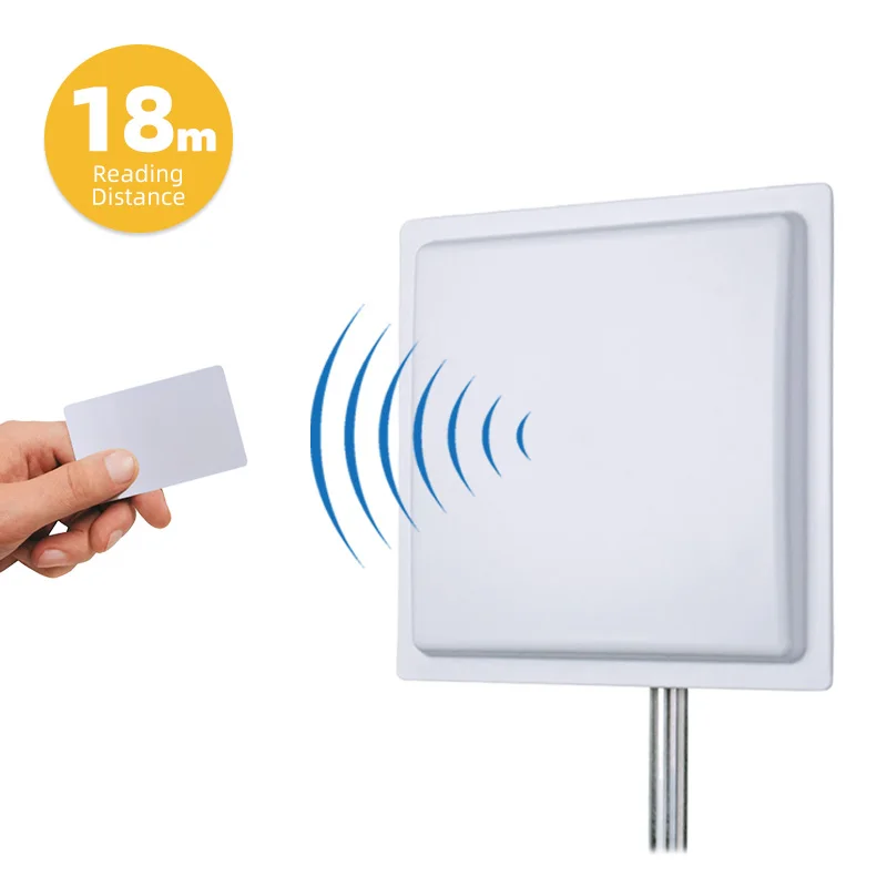 IP65 suivi de véhicule RS232 RS485 WG26 Interface USB Whitelist 18 mètres 860 960 mhz lecteur de carte RFID longue portée pour Parking