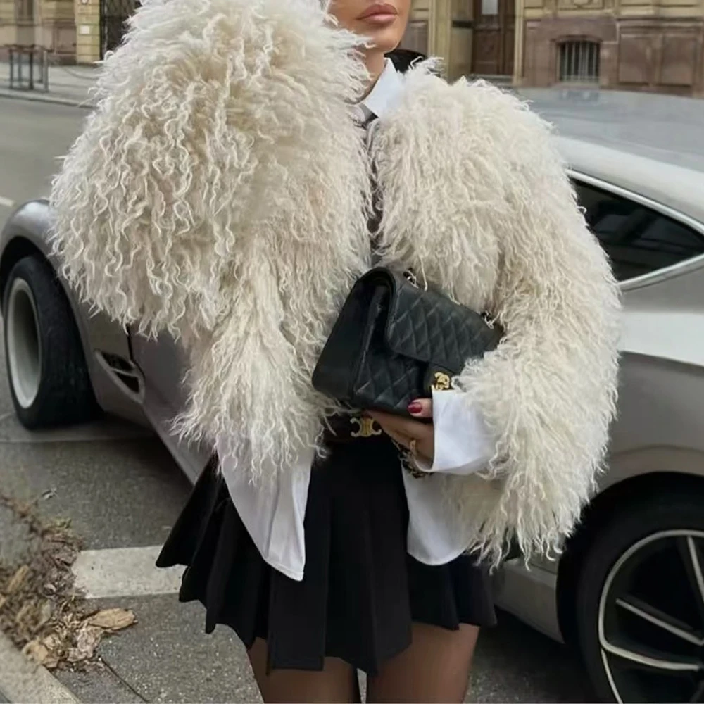 سترة منتفخة قصيرة للنساء من الفرو الصناعي الدافئ بأكمام طويلة على طراز الشارع ملابس خارجية شتوية بالجملة أوروبية وأمريكية