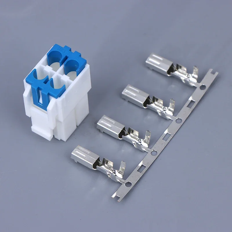 1Set 4-Pin Power Connector Plug For IC-7000 IC-7100 IC-7400 IC-7600 YAESU FT-450 KENWOOD TS-480 Radio DIY Cable Plug