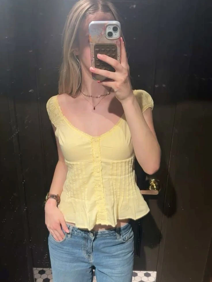 Ruffles Yellow Slim T-shirt Blouse Woman V-neck Single Breasted Elastic Band Puff Sleeve Shirts Sweet Cute Summer Crop Tops