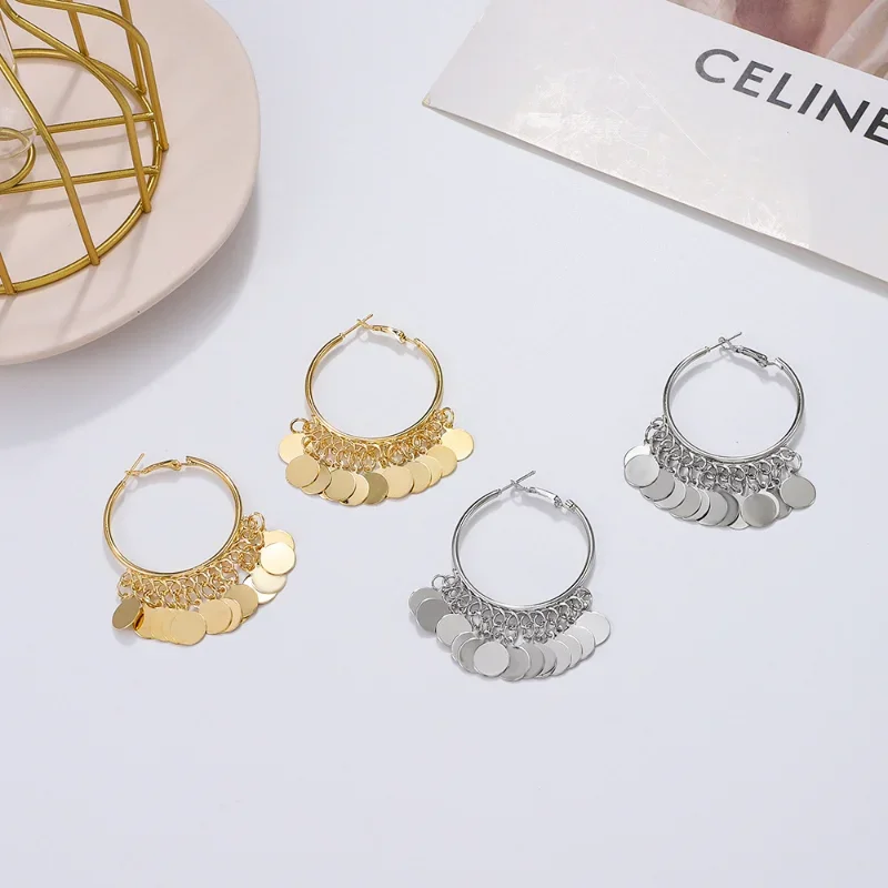 New Fashion Golden Sequins Metal Tassel Hoop Earrings Luxury Trendy Temperament Ear Piercing Earrings for Women Jewelry Gift