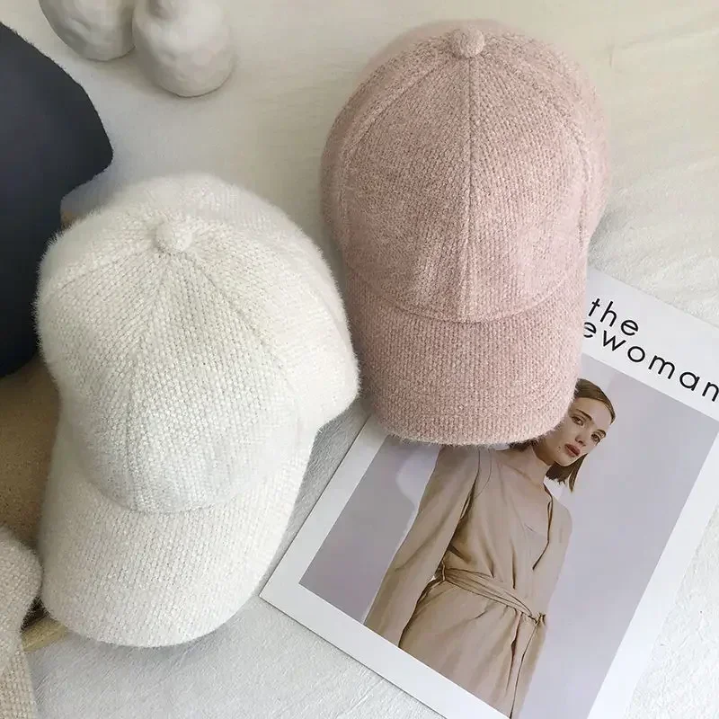 Gorro de otoño e invierno, Gorras de béisbol de Color sólido para mujer, sombrero con visera para mujer, gorra cálida de felpa blanca y negra,