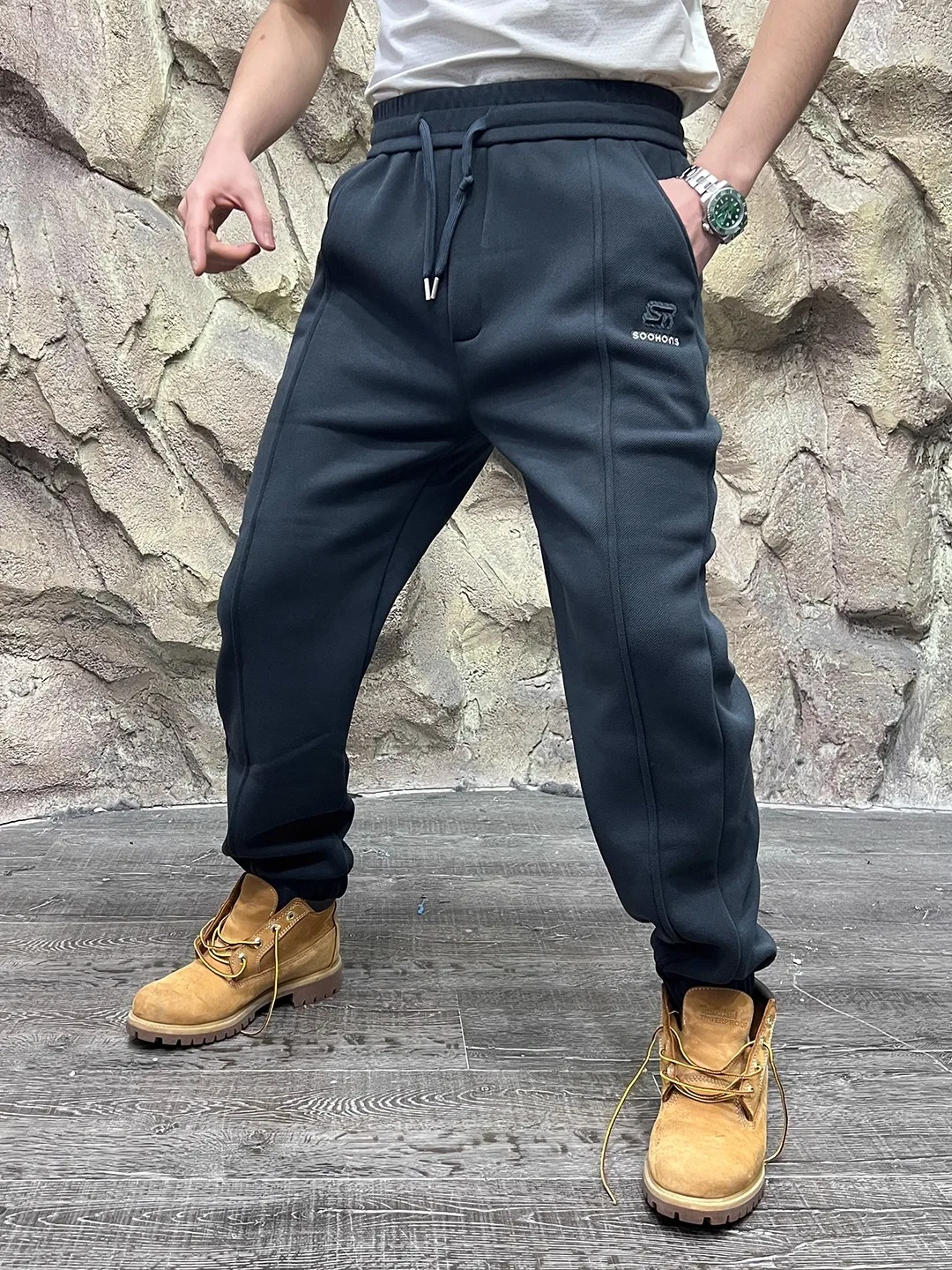 

Мужские зимние повседневные спортивные теплые спортивные штаны Thiened Fce на подкладке, длинные брюки, модные прямые трубки с конусом, полиэстер, спа...