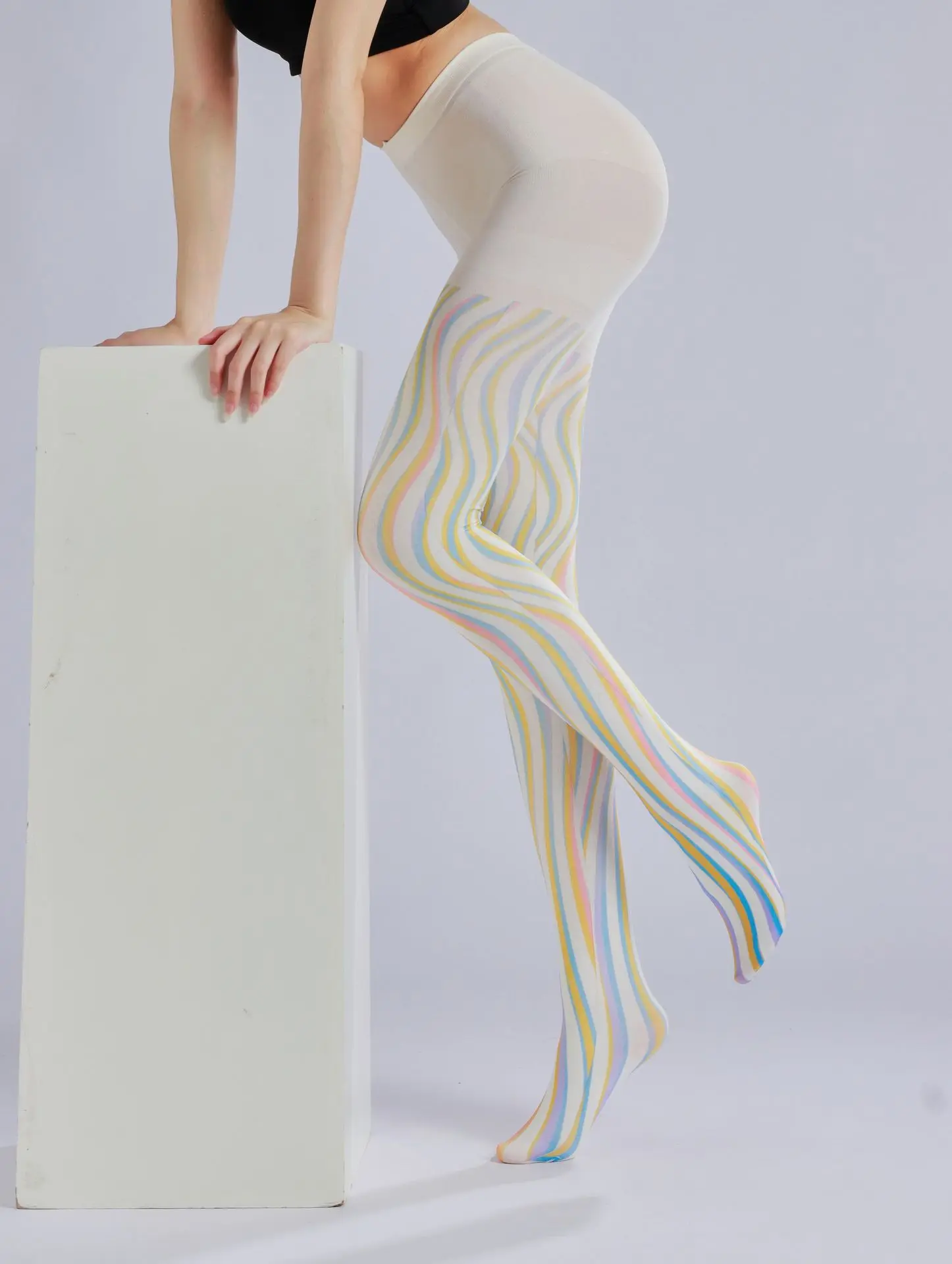 Color Wave Print Pantyhose Lori Personalized Trend Base Socks Ripple Color Strip Pantyhose