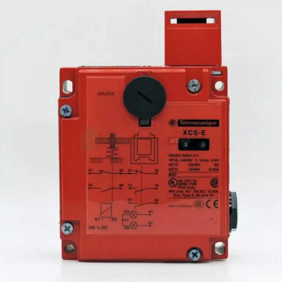 XCSE5311 Safety switch, metal XCSE, 1NC+2 NO, slow break, 2 entries tapped Pg 13, 24 V