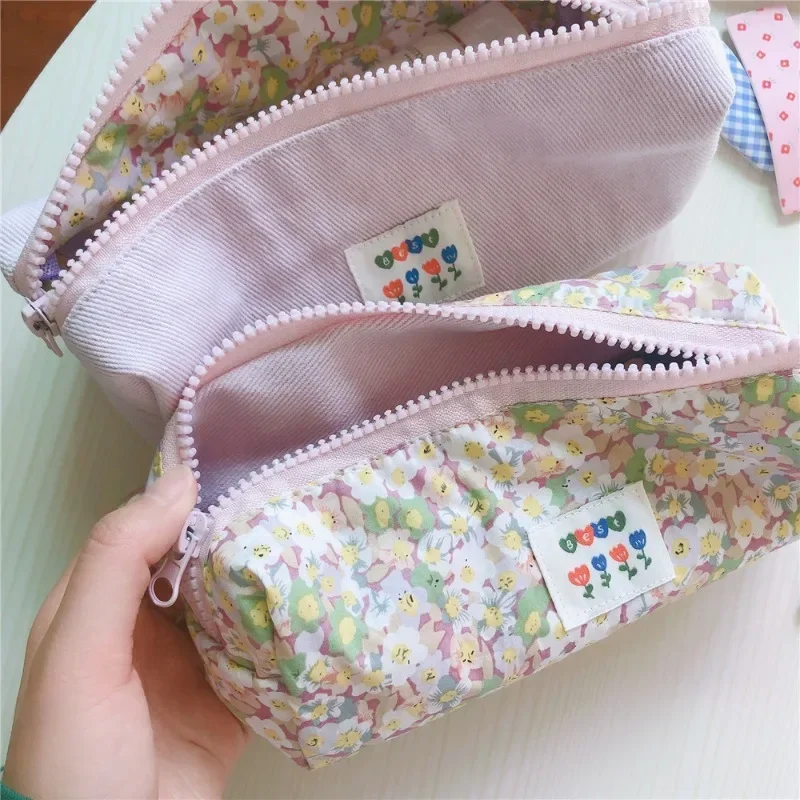 1 Piece Lovely Floral Pencil Pouch Retro European Style Flower Pencil Case High Capacity Canvas Stationery Storage Bag Student