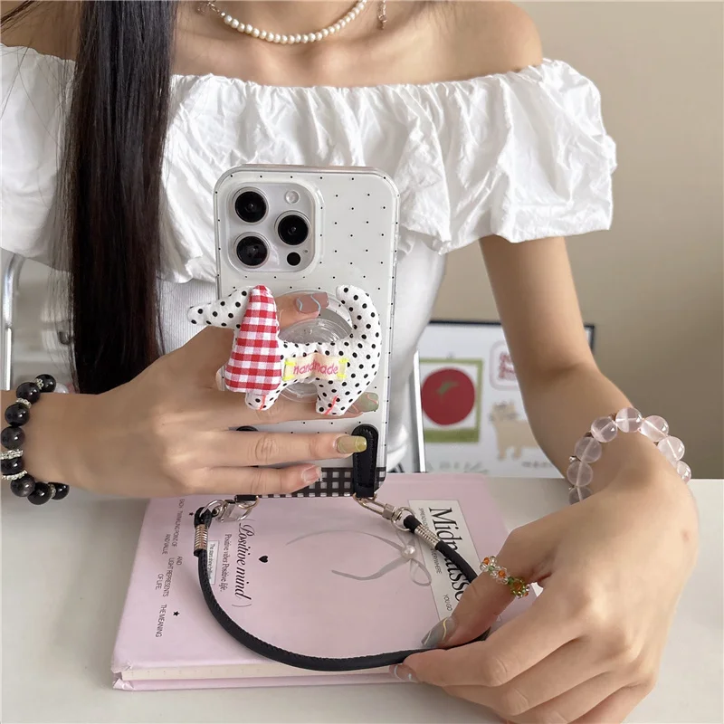 

Simple Polka Dot Cute Dog Magnetic Stand Phone Case For iPhone 16 Pro 15 13 14 Pro Max Cover with Hand Strap Cases
