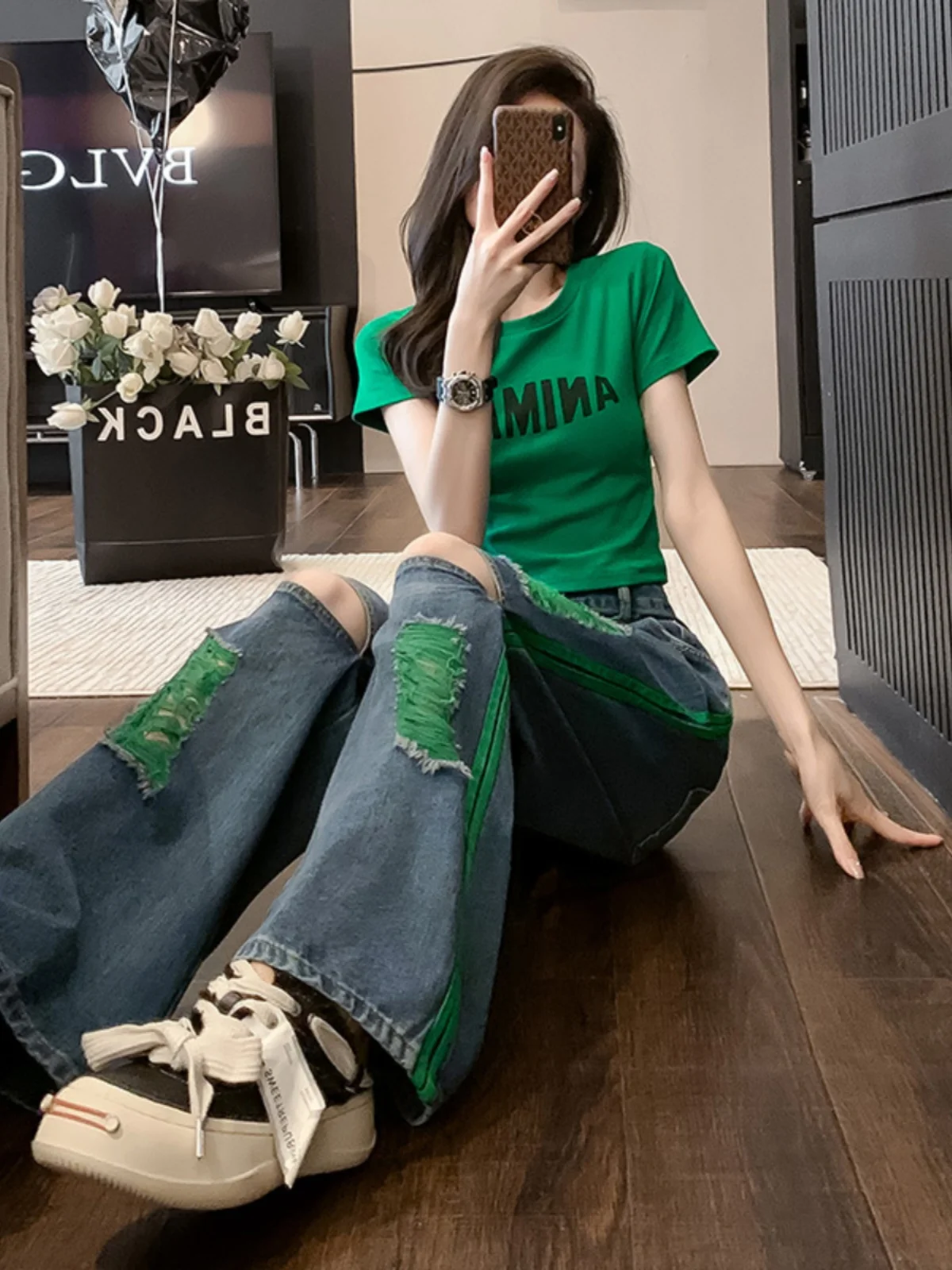 

Faionable ort Sve Casual Faion Set Women's Summer 2024 New Anti-Aging High Waist Hole Denim Pants Two-Piece Set