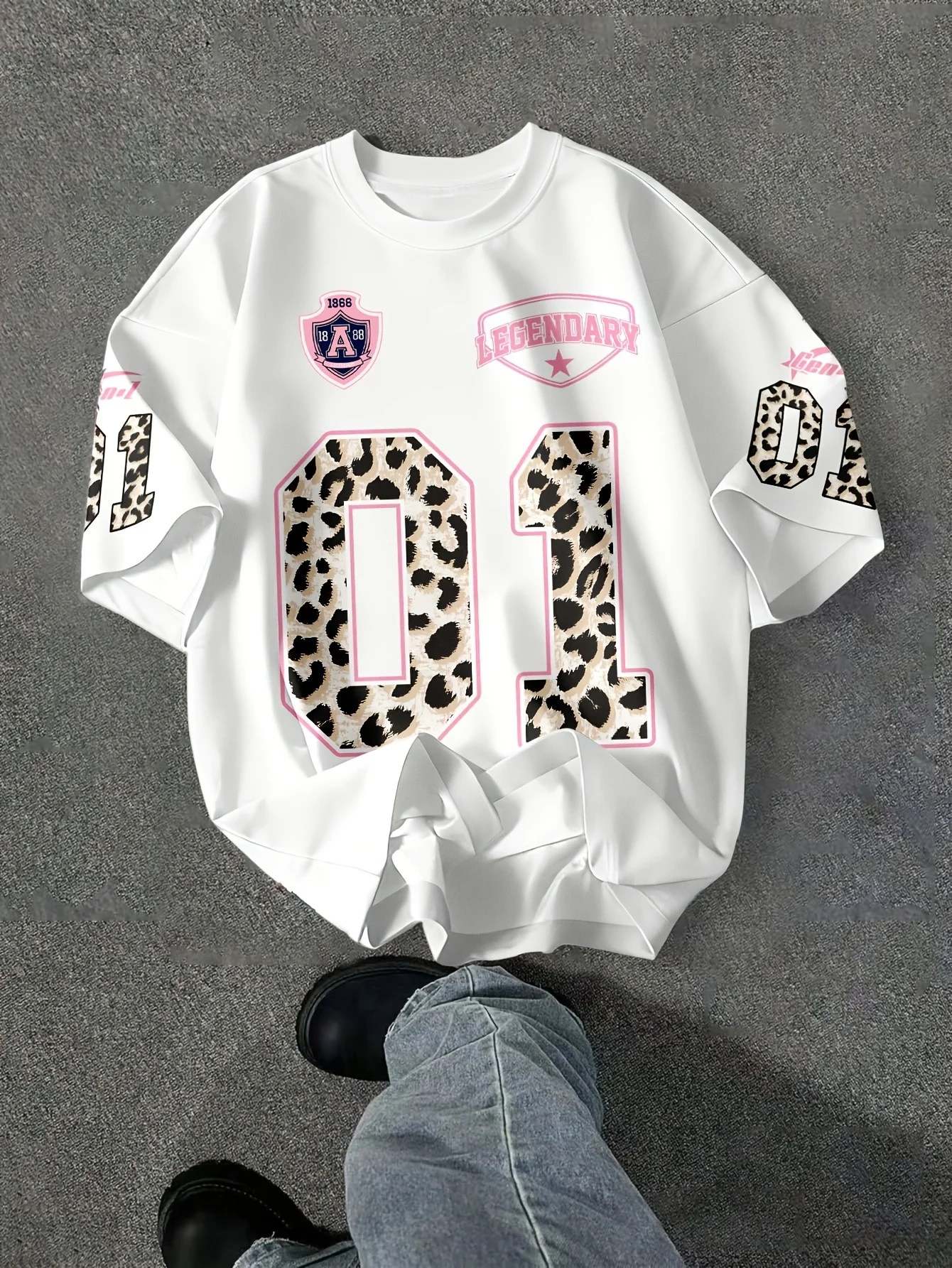 Summer women's T-shirt with digital prints lightweight and breathable suitable for casual sports and outdoor activities