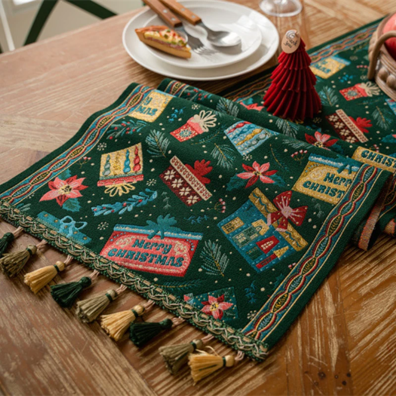 

Christmas Table Runner Embroidered Table Runner with Hand-tassels Coffee for Indoor Outdoor Home Party Wedding Table Decoration