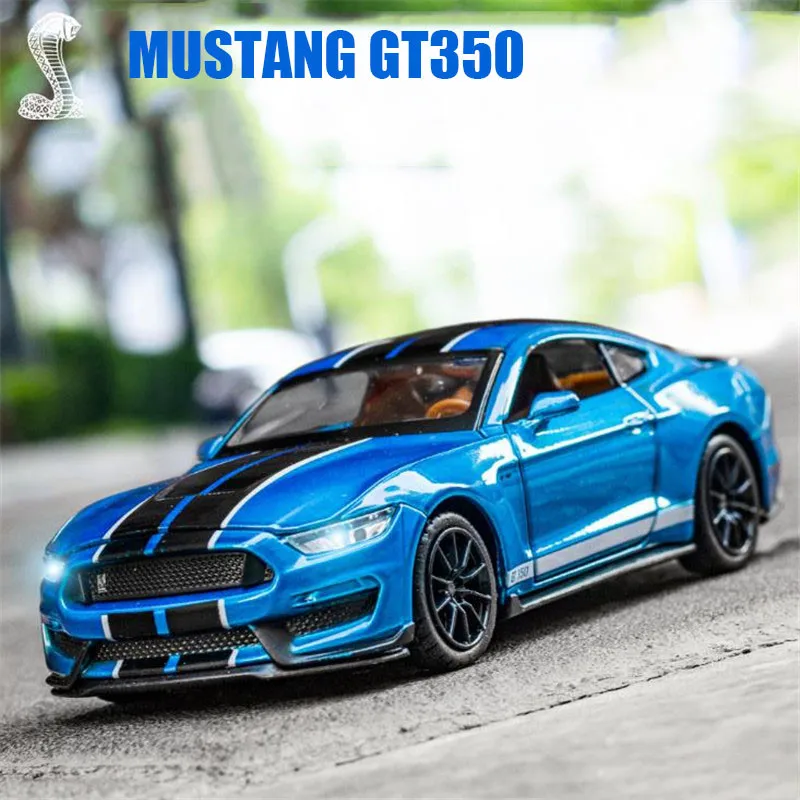 

Модель автомобиля Ford Mustang Shelby GT350/GT500, 1:32