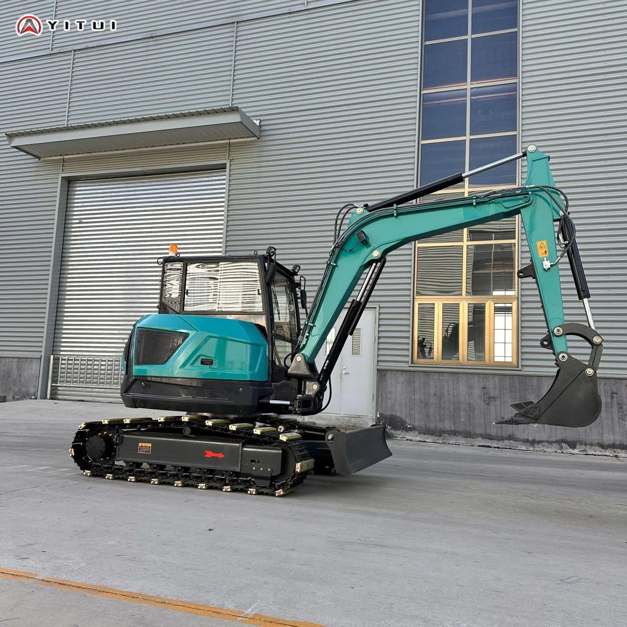 Motore Kubota Mini escavatore da 6 tonnellate Ce Epa Euro 5 Mini escavatore cingolato Cabina multifunzionale personalizzata per consegna rapida