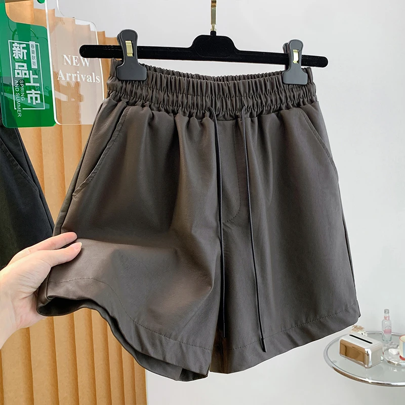 High Waist Short Pants Women's Autumn Winter Outerwear Leather Buckle Wide Leg Black Color Slimming Small Size A-Line Style