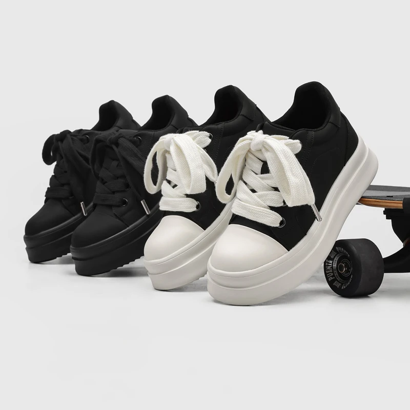 Men Casual Sneakers Black White Color Men Thick-soled Durable Comfortable Fashionable Sports Shoes Outdoor Skate Shoes Men