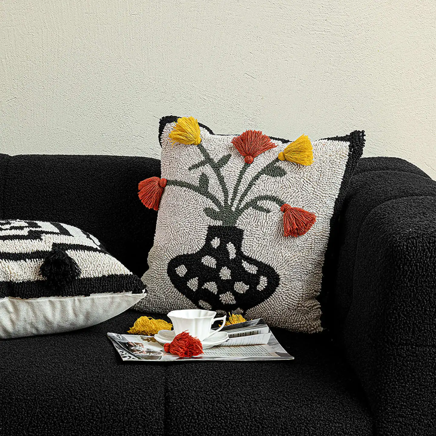 

Modern Black and White Tufted Cushion Cover Advanced Luxury Fully Embroidered Pillow Cover Cotton and Linen Retro Pillow Case