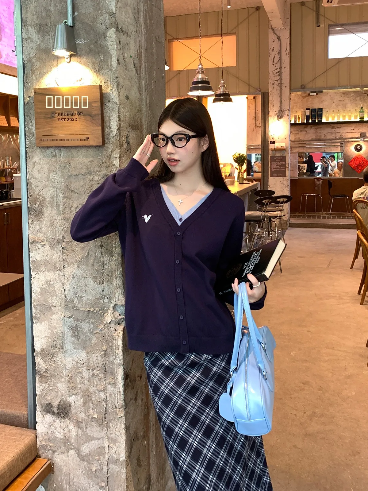 

Синий вязаный кардиган с V-образным вырезом и вышивкой, имитация двухслойного свитера, весенний, модный, удобный крой