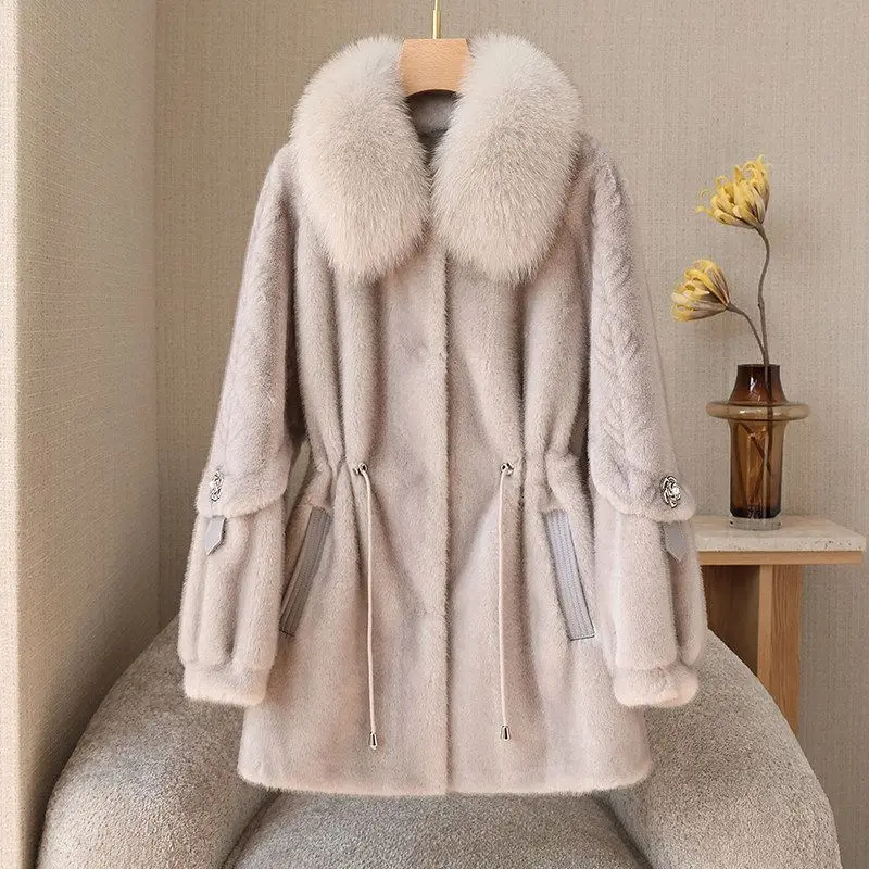 High-Quality Haining Fur Coat Female 2027Winter New Mink Cashmere Jacket Middle-aged Mom Outwear Fur Integration Overwear Ladies
