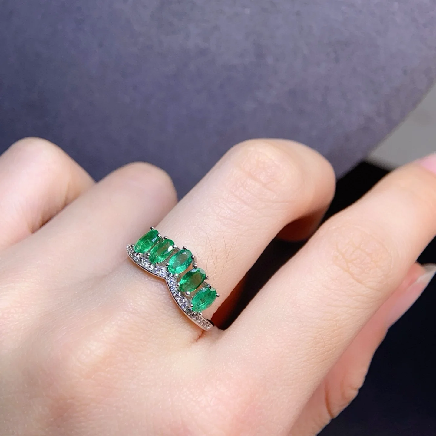 

S925 Gold-Plated Natural Emerald Ring, High-Quality 3x5mm Eye-Clean Gemstone, Luxury Green Jewelry