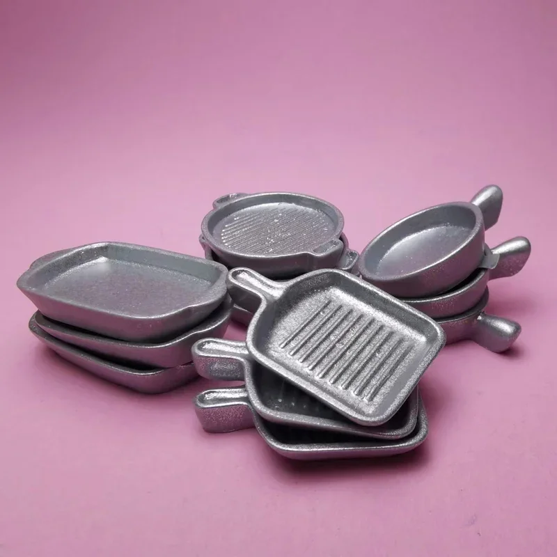 12 pcs bread tray pan/dinnerware/miniatures food/cute/fairy garden gnome/dessert/doll house decor/diy supplies/model/toy