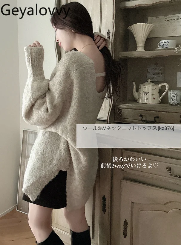 เสื้อสเวตเตอร์คอวี สไตล์ญี่ปุ่น สำหรับฤดูใบไม้ร่วงและฤดูหนาว เสื้อถักหลวมๆ แฟชั่น ขนปุยผสมขนสัตว์ เสื้อสวมหัวสำหรับผู้หญิง