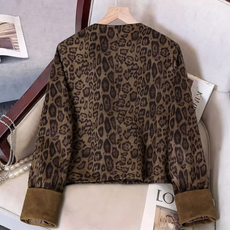 Abrigos cortos con estampado de leopardo para mujer, prendas de vestir exteriores Vintage de gamuza con retazos de Color contrastante, chaqueta de calle alta con botones, abrigos elegantes para mujer