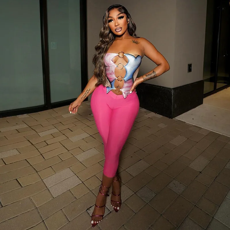 

Women Sexy 2 Piece Set 3D Print Metal Rings Hollow Out Strapless Tank Tops + Glossy Skinny Capris Pants Slim Clubwear Suits
