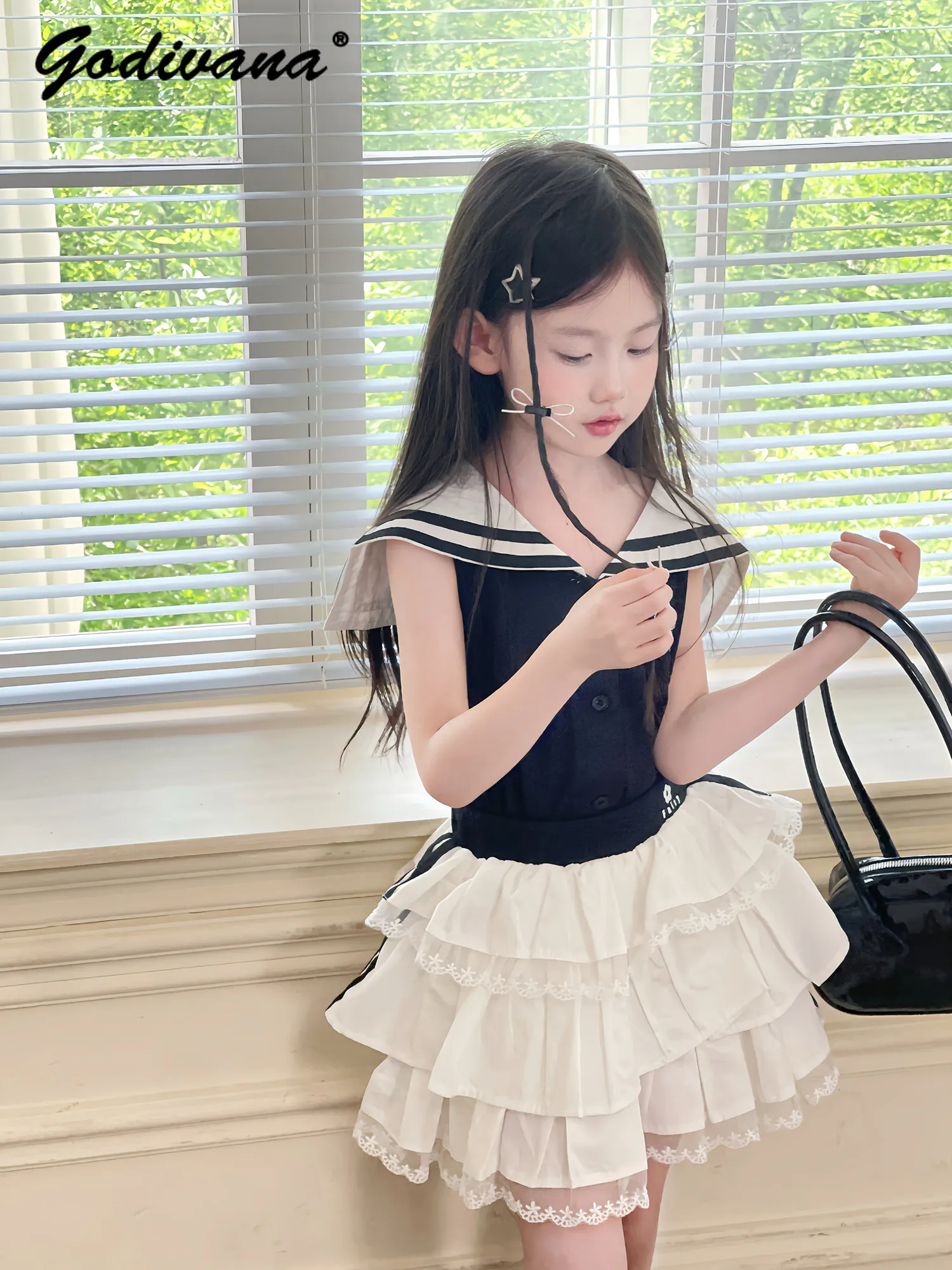 Baby Girls Summer 2026 New Fashion Outfit Childrens Black Sleeveless Navy Collar Top and White Lace Trim Cake Skirt 2pcs Set