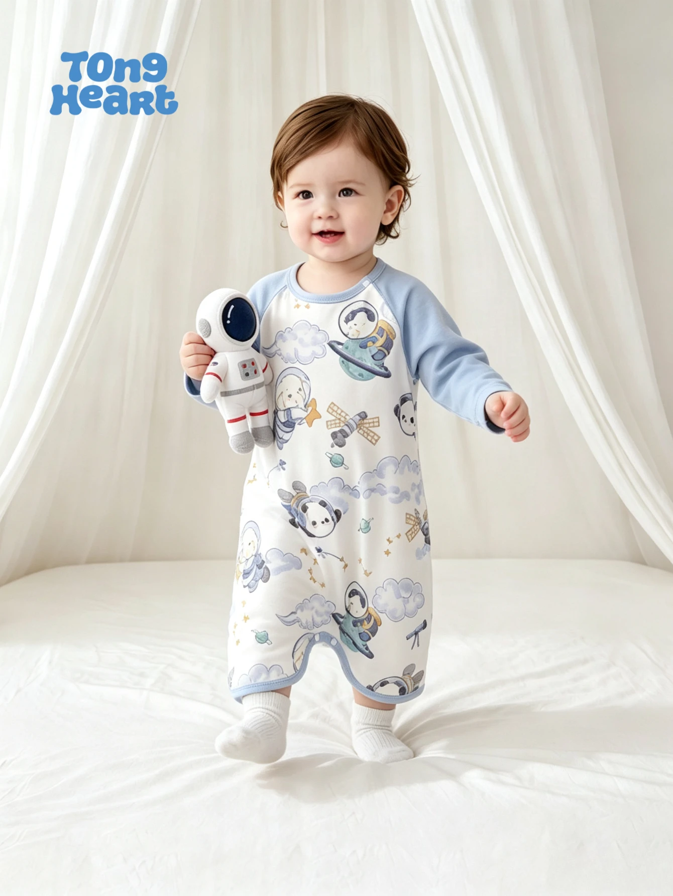 TongHeart baby winter-spring coat, a warm and cozy baby accessory suitable for both boys and girls, a must-have for daily wear
