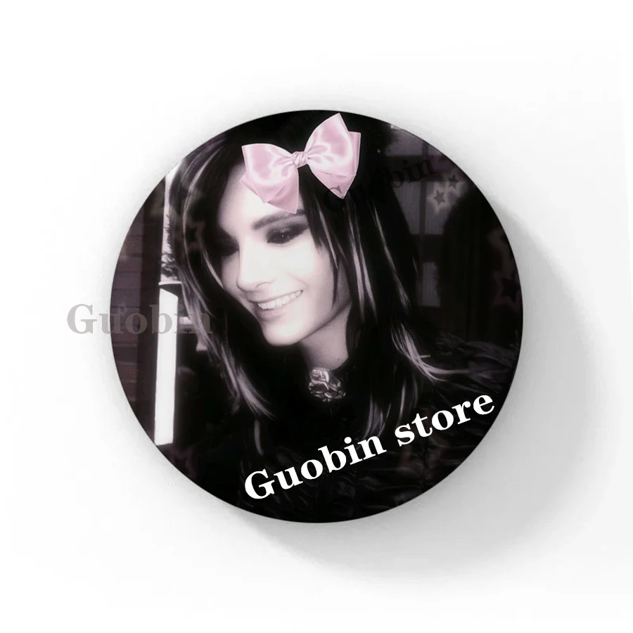 جديد ريترو روك باند توكيو فندق بيل كوليتز الوردي زر دبوس القوطية روك بروش شارة ظهره ديكور المشجعين جمع هدايا الحفلات #5