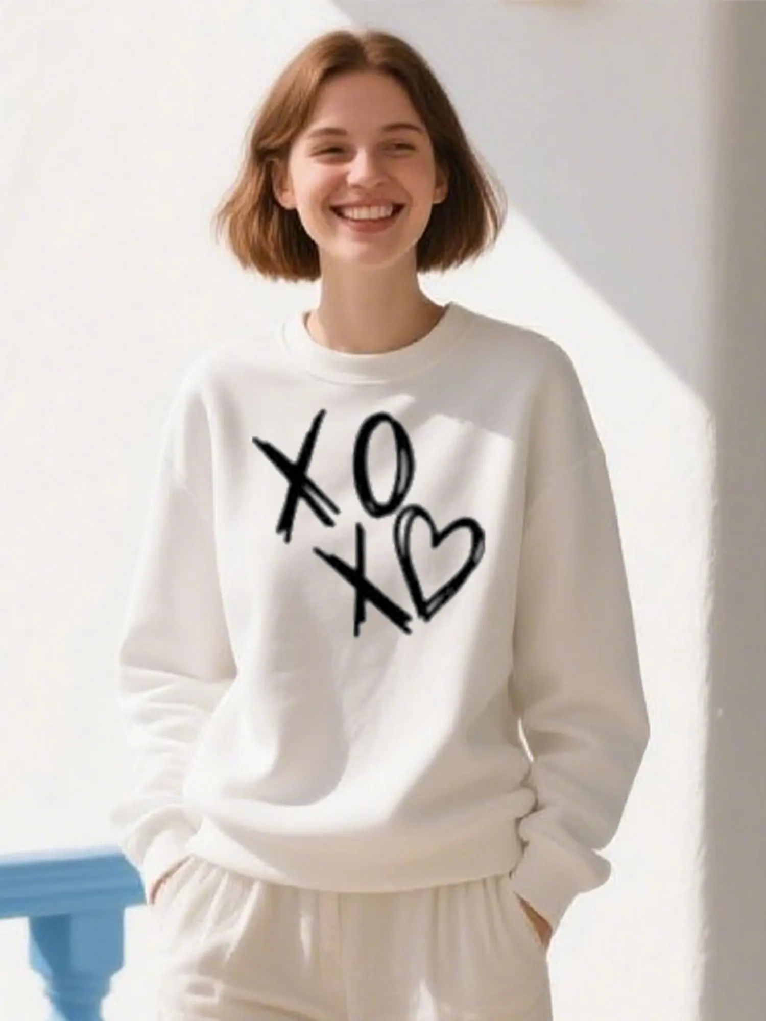 

XOXO Heart Print Soft Cotton Hoodie, Unisex Casual Pullover For Christmas