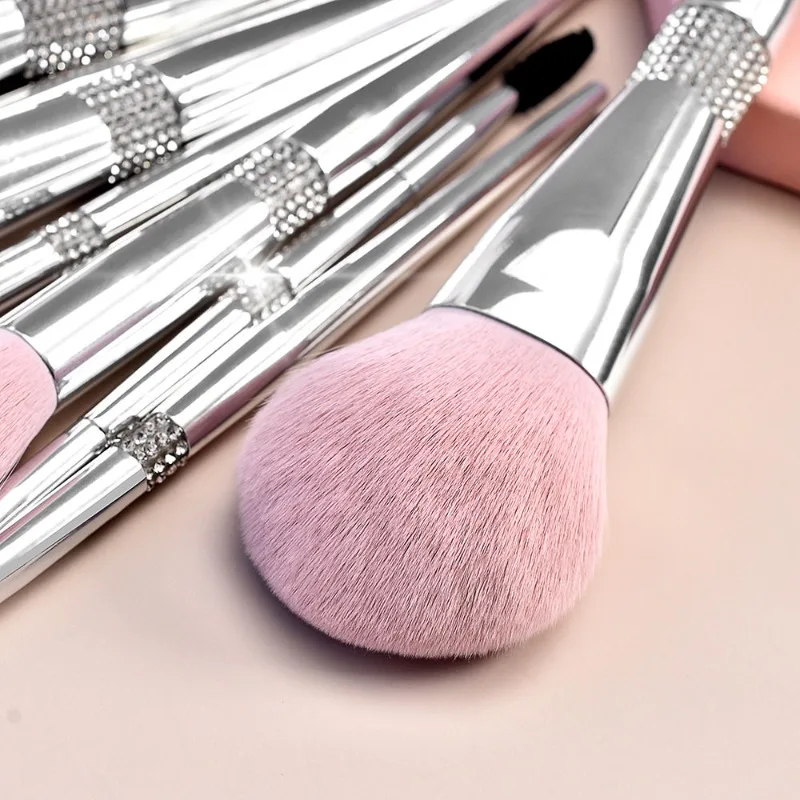 11Pcs Inlaid Rhinestone Makeup Brushes Soft Fluffy Synthetic Hair Eyeshadow Blush Beauty Make‑up Tool for Daily Facial Make‑up