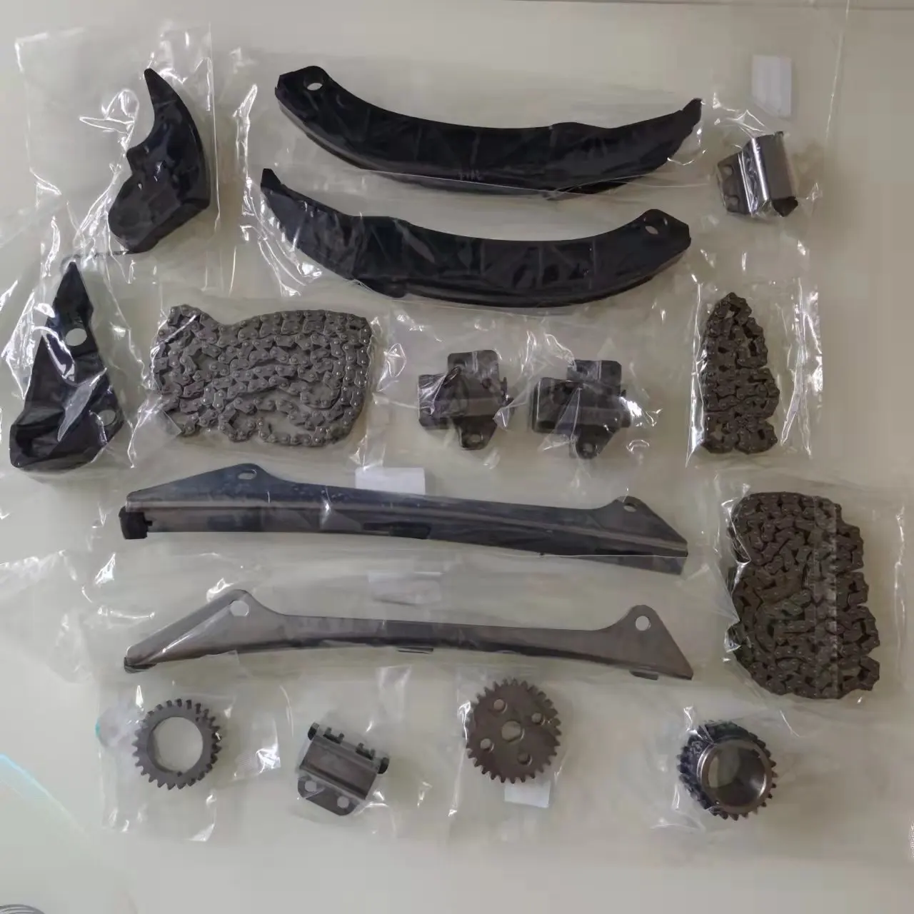 G6db G6da Timing Chain Kit for Hyundai Genesis Azera Veracruz Engine 24312-3c100 24322-3c100 Ky-11 16piece