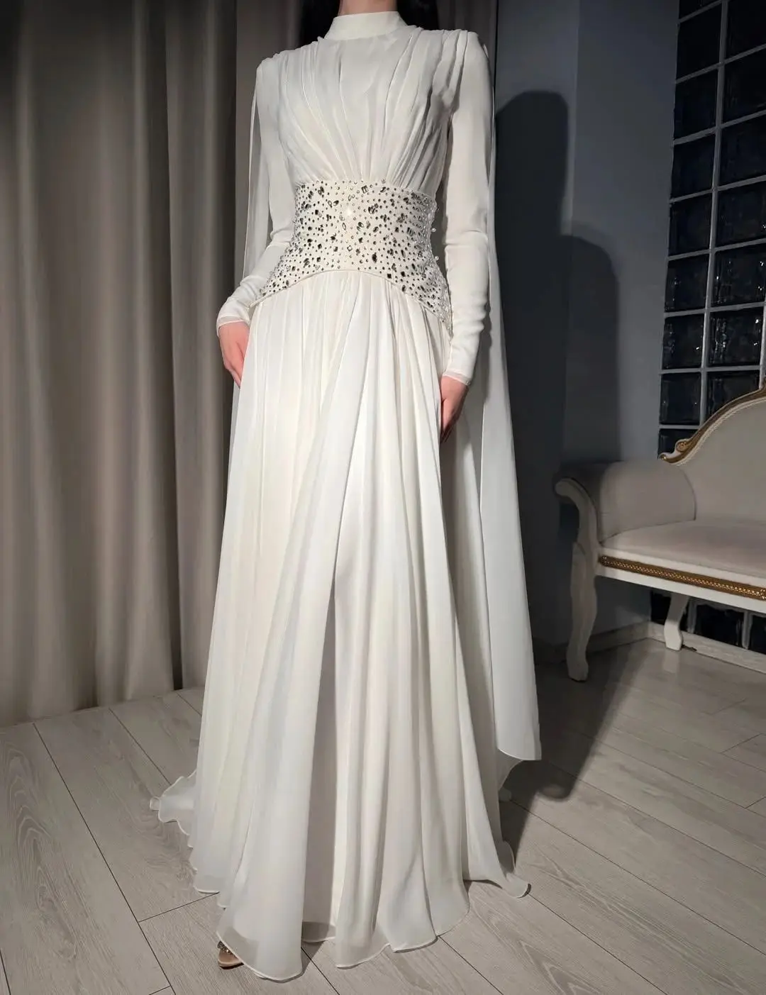 White Crystals Long Sleeves Evening Dress Elegant High Collar Prom Dresses Formal Wedding Party Dress For Women Customized