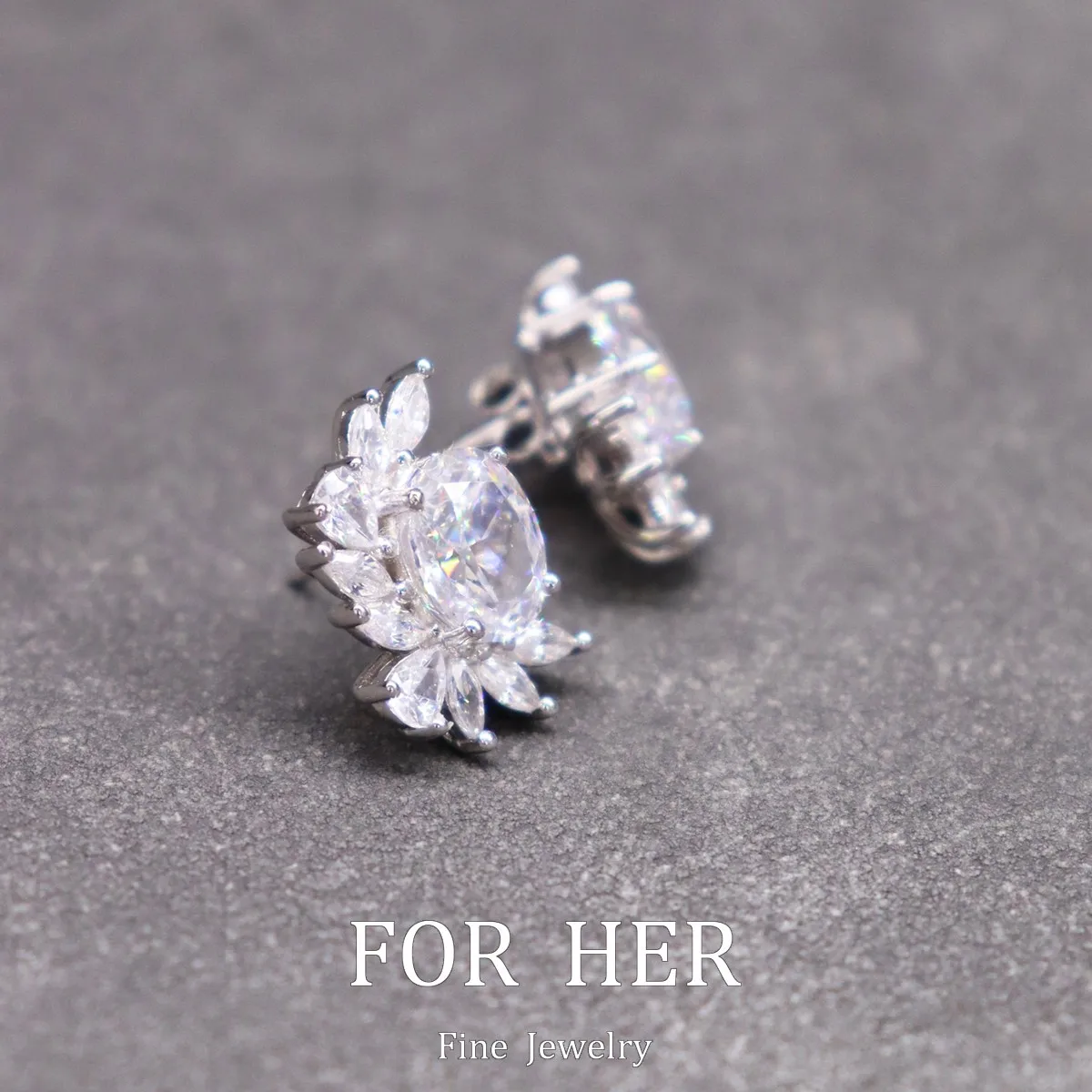 ForHer Jewelry 100% 925 Sterling Silver 1 Carat Shining High Carbon Diamond 18K Gold Plated Earrings For Women Fine Jewelry Gift