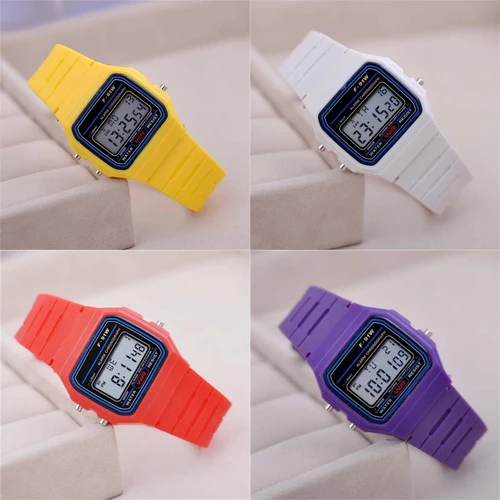 Imagen 2 del producto Relojes digitales LED deportivos a la moda para Hombre, Reloj electrónico con esfera cuadrada Simple, banda de silicona, Reloj de regalo para Hombre