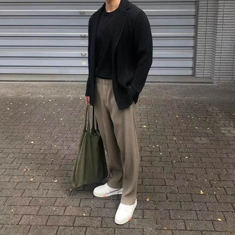 ISSEY 2026 New Arrival Japanese Miyake Pleated Pants Draped Straight-Leg Loose Wide-Leg Casual Trousers Men's Fashion