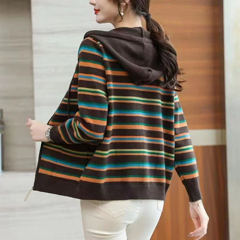 2024 New Korean Autumn Knitted Jacket Women Casual Long Sleeve Hooded Stripes Cardigan Sweater Female knitwear Tops