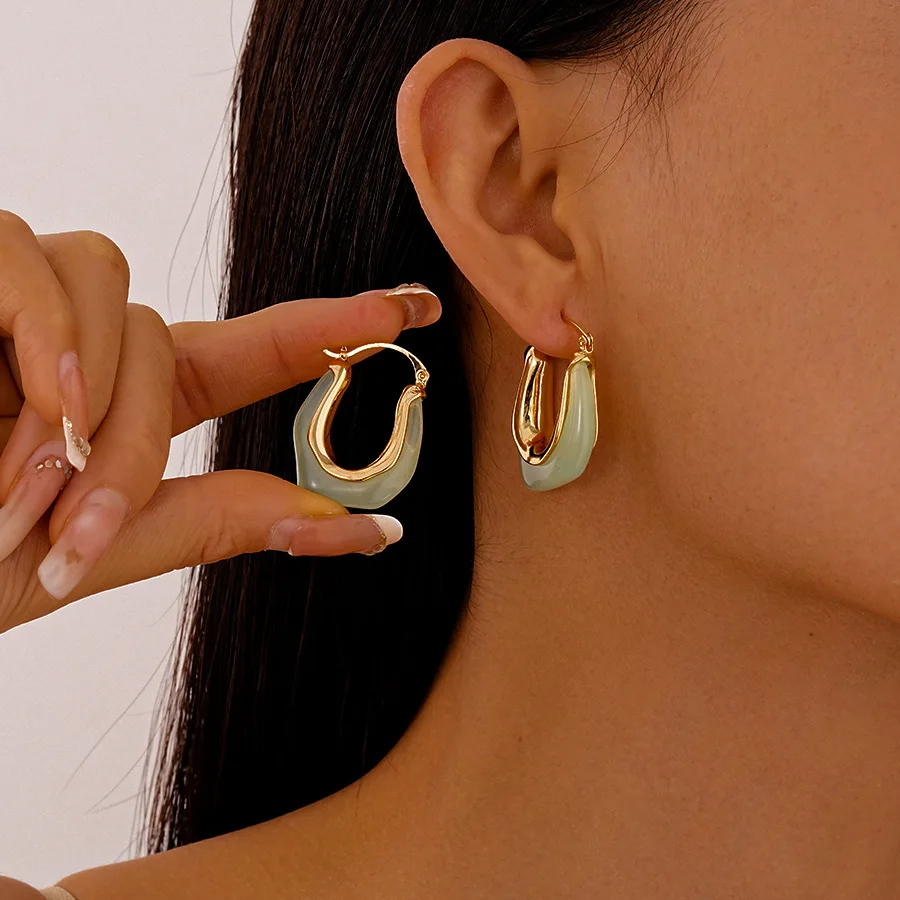 Candy color, irregular U-shaped earrings, stylish simple geometric temperament, high-end earrings, women